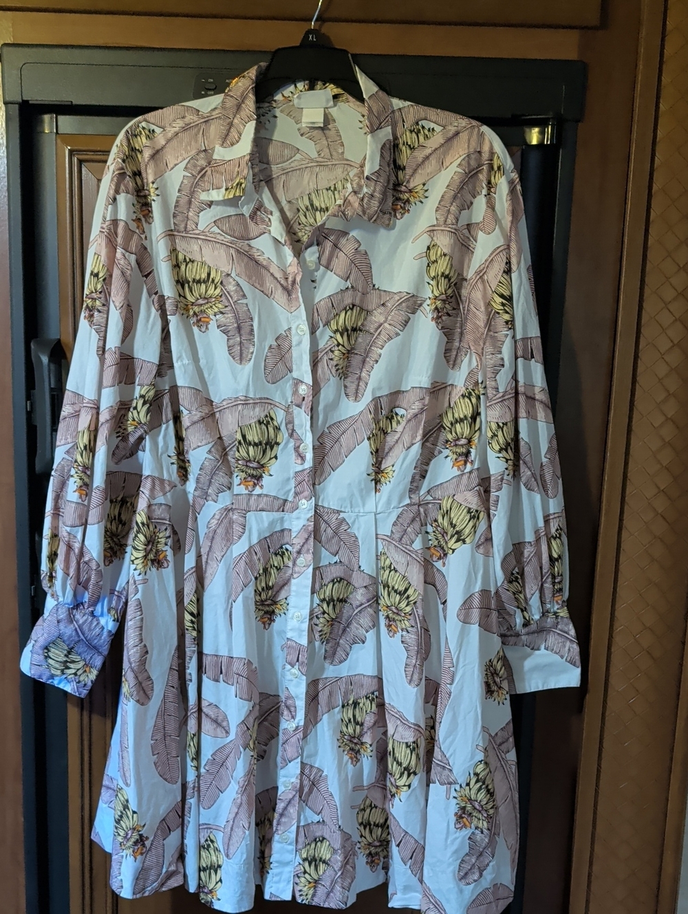 Desmond & Dempsy/H&M Midi Shirt Dress in White with Brown Banana Leaf Print